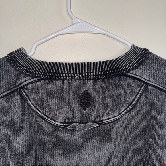 FP Movement
Cotton Blend Intercept Pullover Black Grey 
XS - Picture 9 of 9